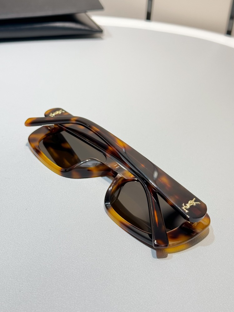 SAINT LAURENT SUNGLASSES