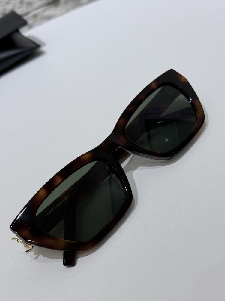SAINT LAURENT SUNGLASSES