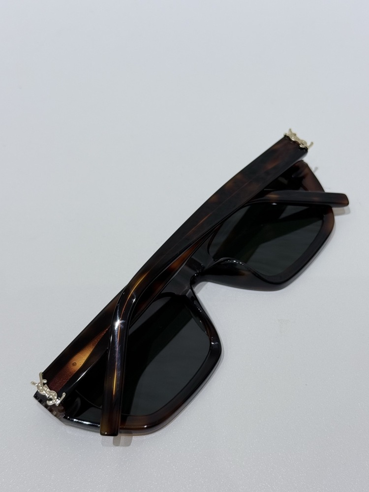 SAINT LAURENT SUNGLASSES
