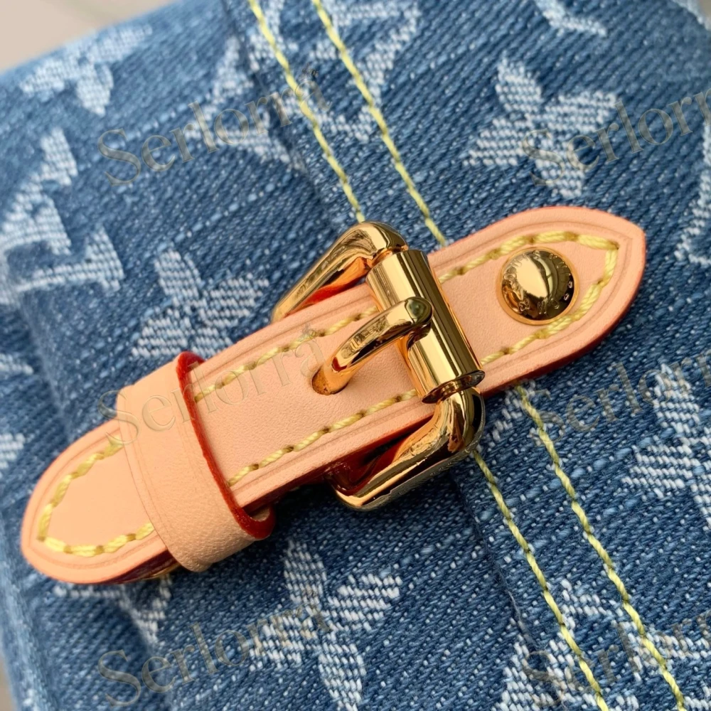 LOUIS VUITTON POCHETTE ACCESSORIES CARGO