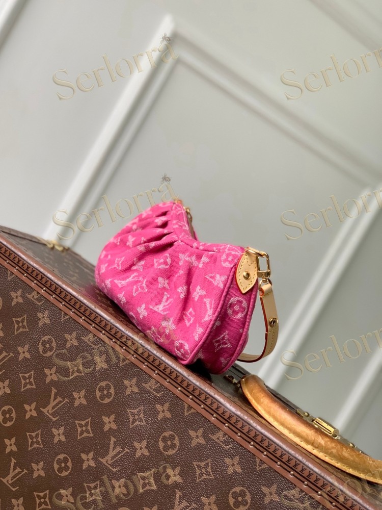 LOUIS VUITTON POCHETTE VALLEY DENIM