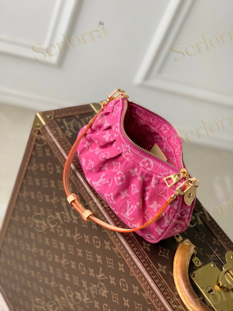 LOUIS VUITTON POCHETTE VALLEY DENIM
