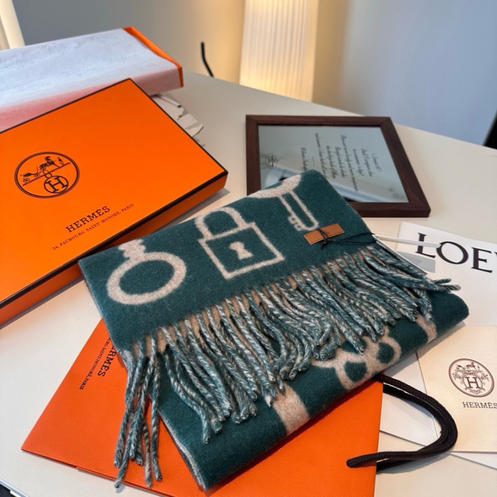 HERMES KEY PATTERN DOUBLE-SIDED CASHMERE SCARF