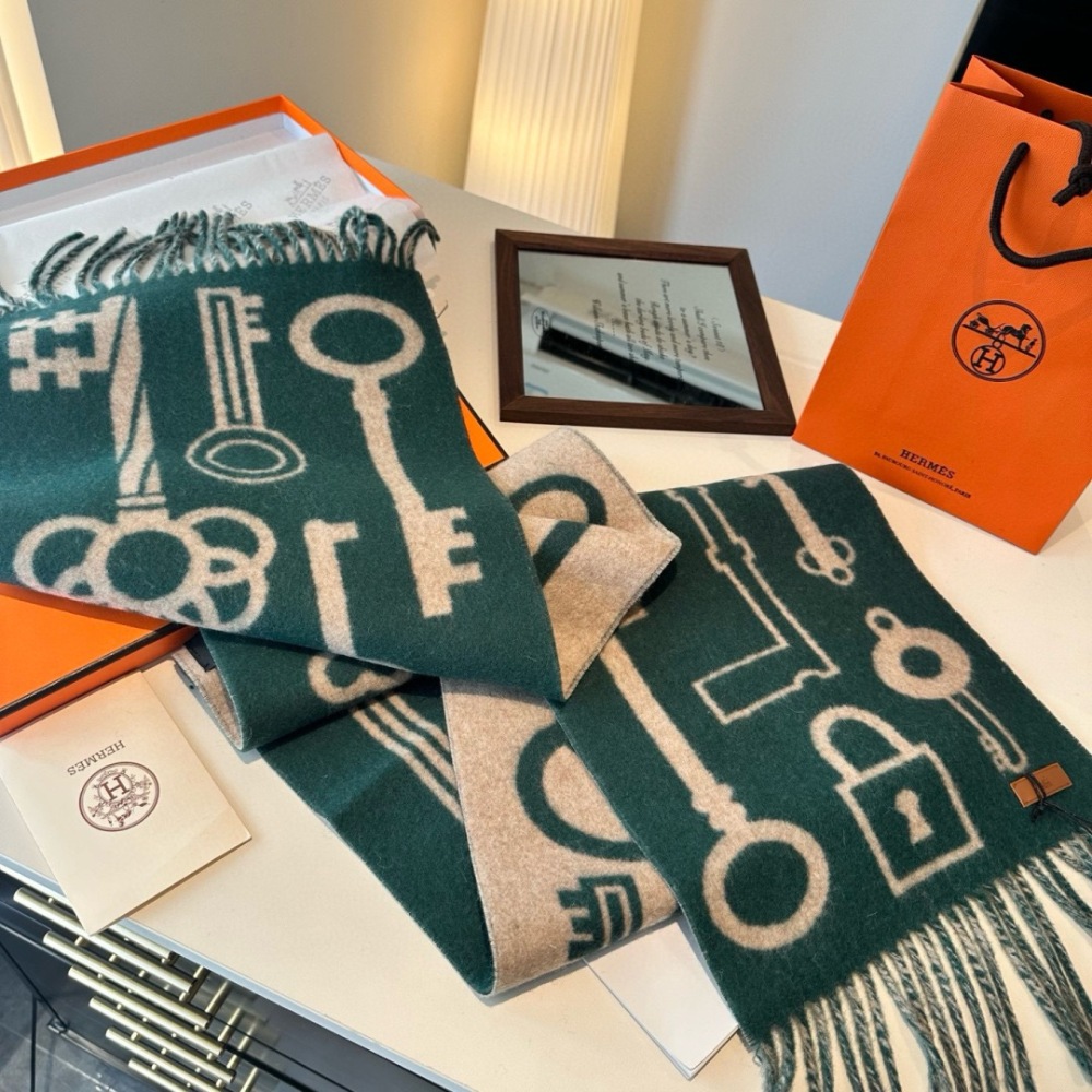 HERMES KEY PATTERN DOUBLE-SIDED CASHMERE SCARF