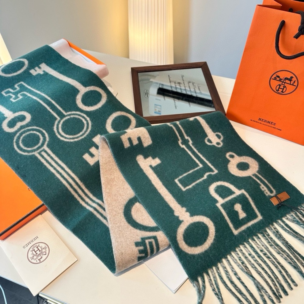 HERMES KEY PATTERN DOUBLE-SIDED CASHMERE SCARF