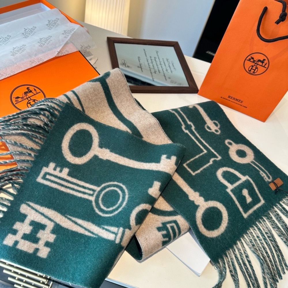 HERMES KEY PATTERN DOUBLE-SIDED CASHMERE SCARF