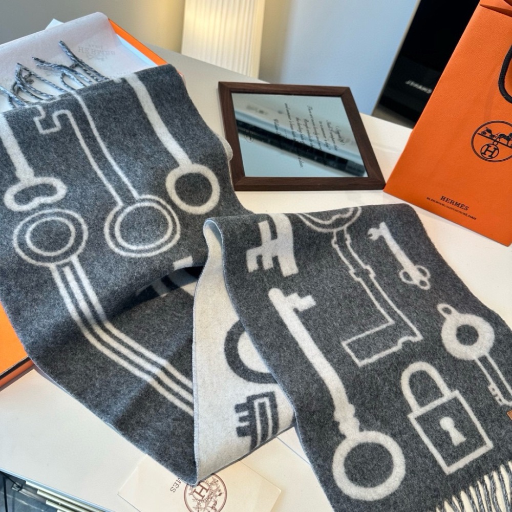 HERMES KEY PATTERN DOUBLE-SIDED CASHMERE SCARF