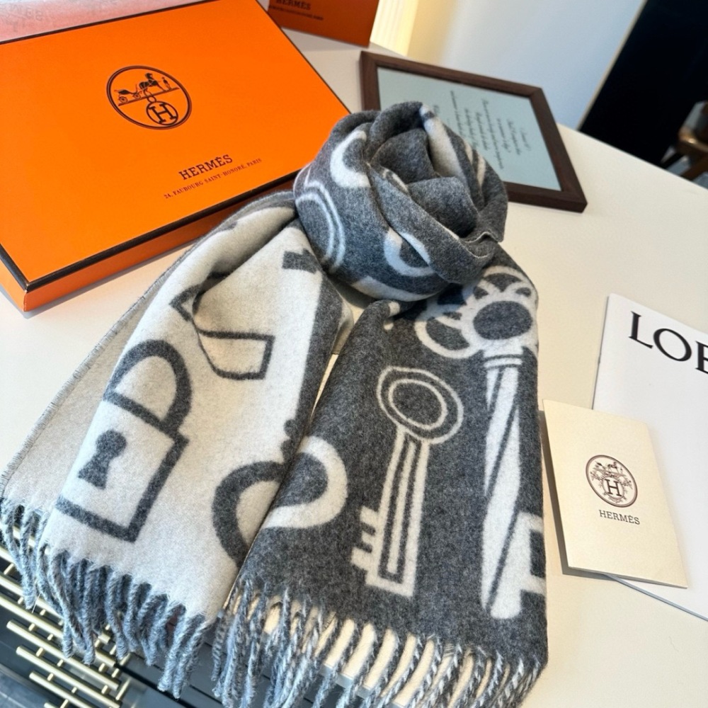 HERMES KEY PATTERN DOUBLE-SIDED CASHMERE SCARF