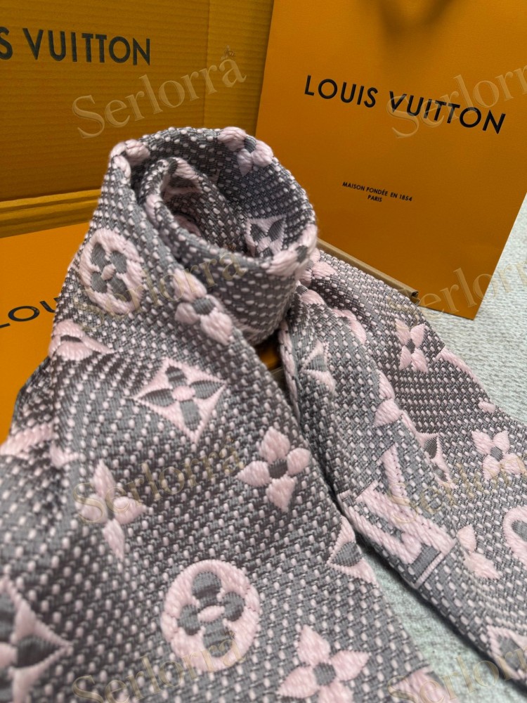 LOUIS VUITTON LOGOMANIA KNITTED SCARF