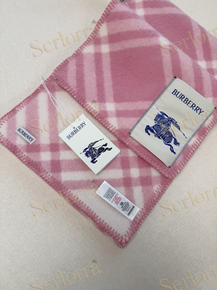 BURBERRY EQUESTRIAN KNIGHT CHECK LONG SCARF