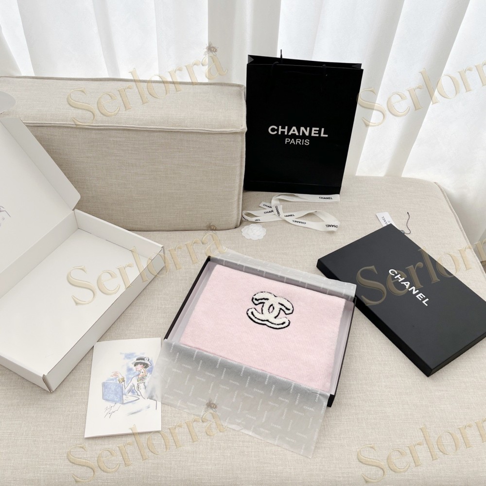 CHANEL COMIC PRINT KNITTED SCARF
