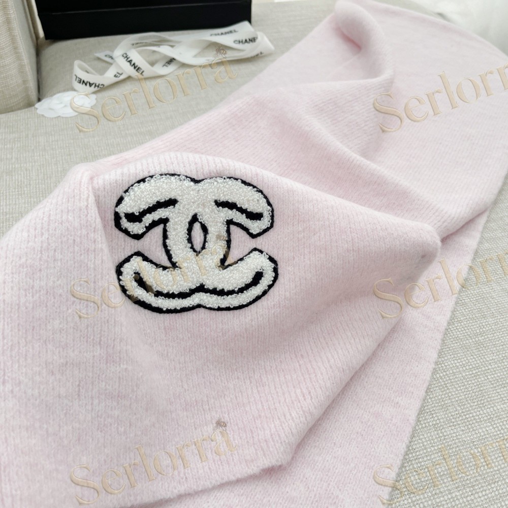 CHANEL COMIC PRINT KNITTED SCARF