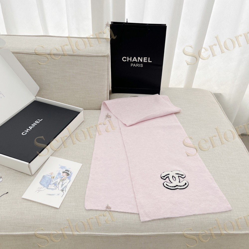 CHANEL COMIC PRINT KNITTED SCARF