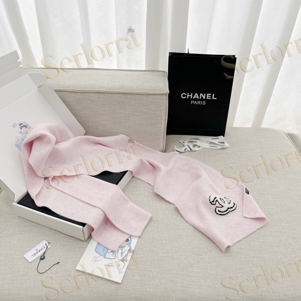 CHANEL COMIC PRINT KNITTED SCARF