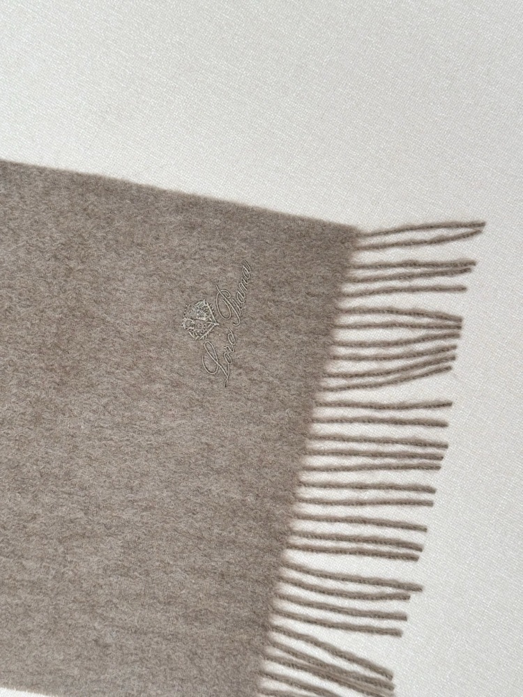 LORO PIANA CLASSIC WAVE PATTERN SOLID CASHMERE SCARF