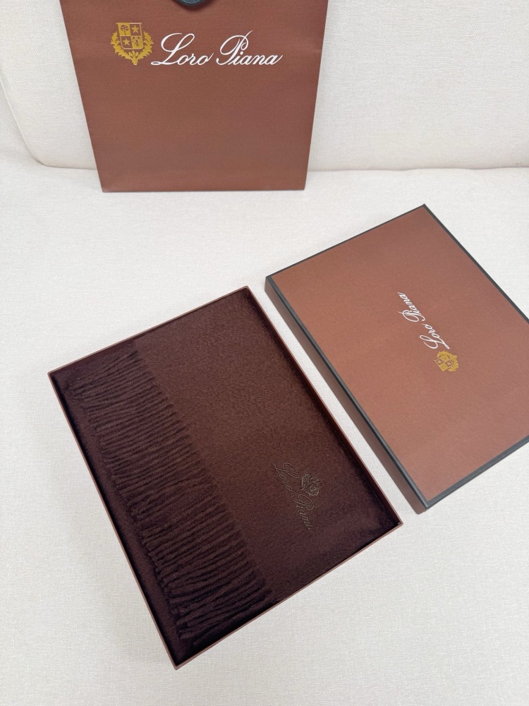 LORO PIANA CLASSIC WAVE PATTERN SOLID CASHMERE SCARF