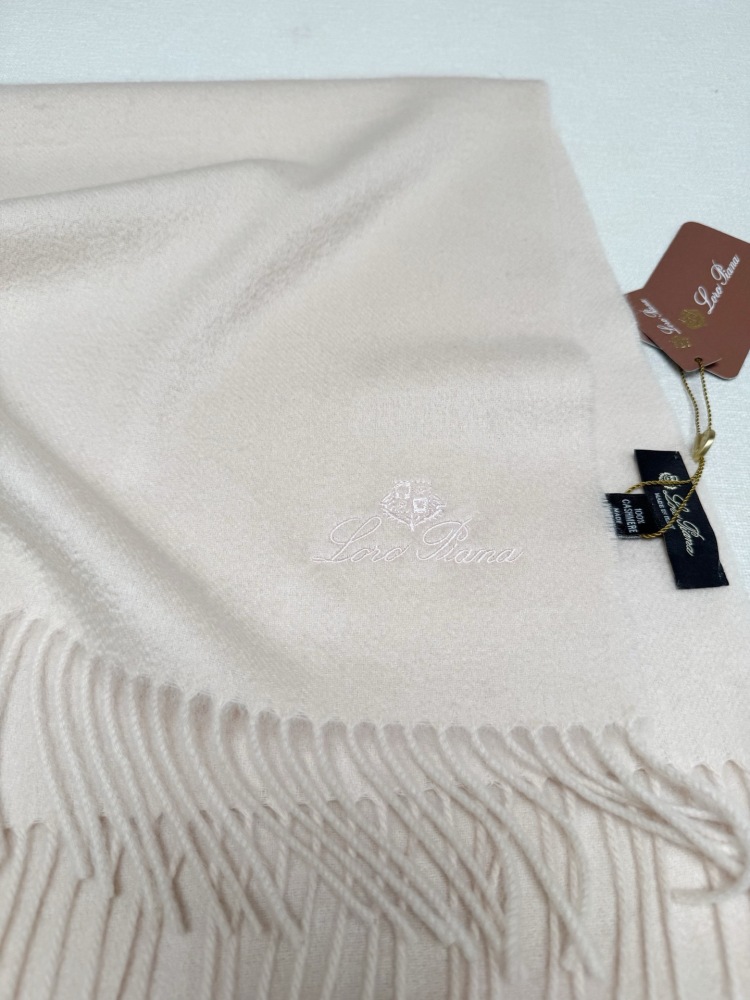 LORO PIANA CLASSIC WAVE PATTERN SOLID CASHMERE SCARF