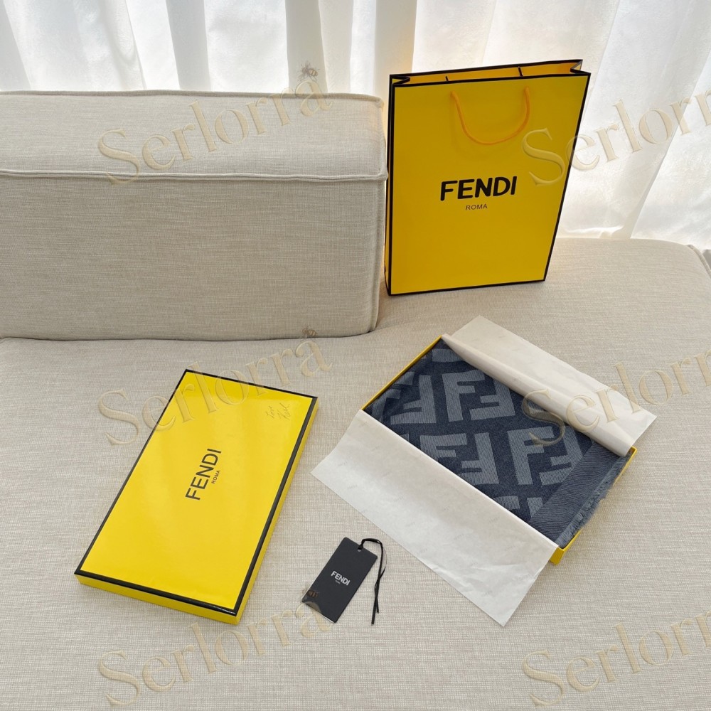 FENDI CLASSIC LOGO SQUARE SCARF