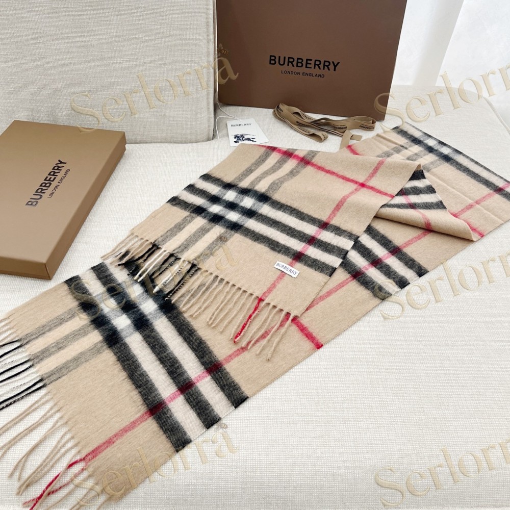 BURBERRY CLASSIC TARTAN SMALL CHECK SCARF