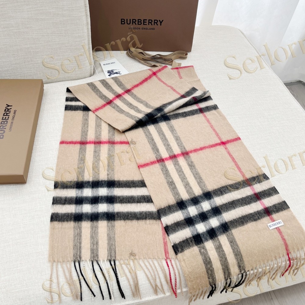 BURBERRY CLASSIC TARTAN SMALL CHECK SCARF