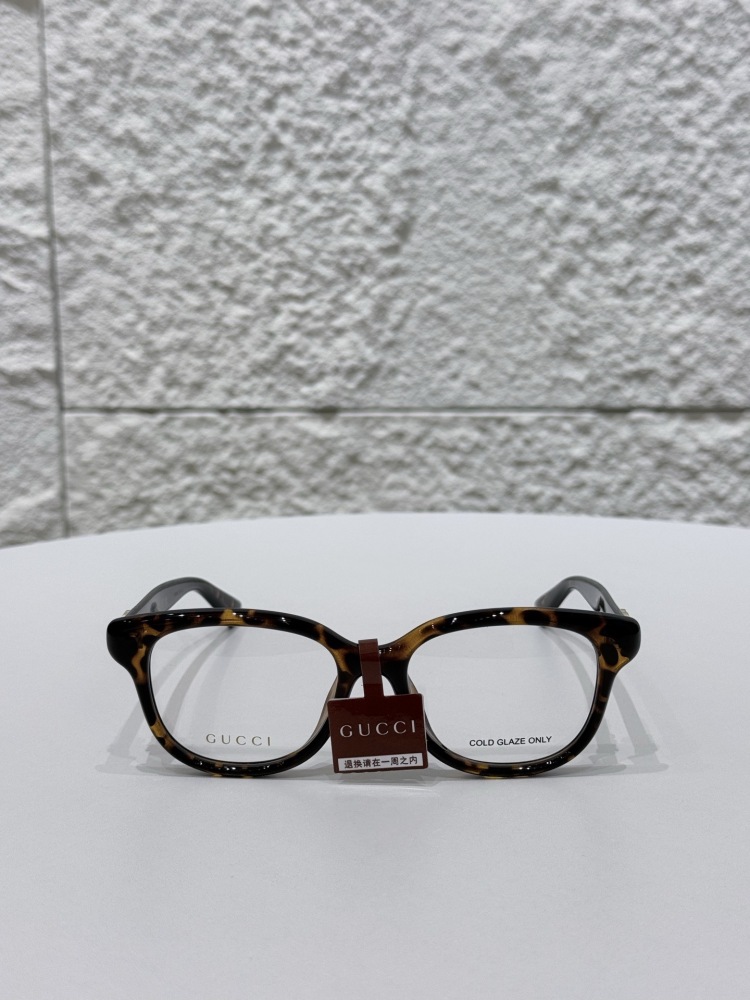 GUCCI GLASSES