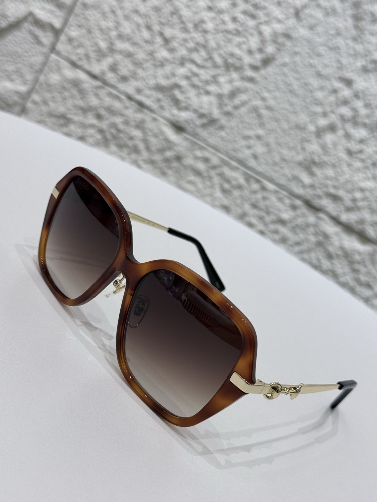 GUCCI SUNGLASSES