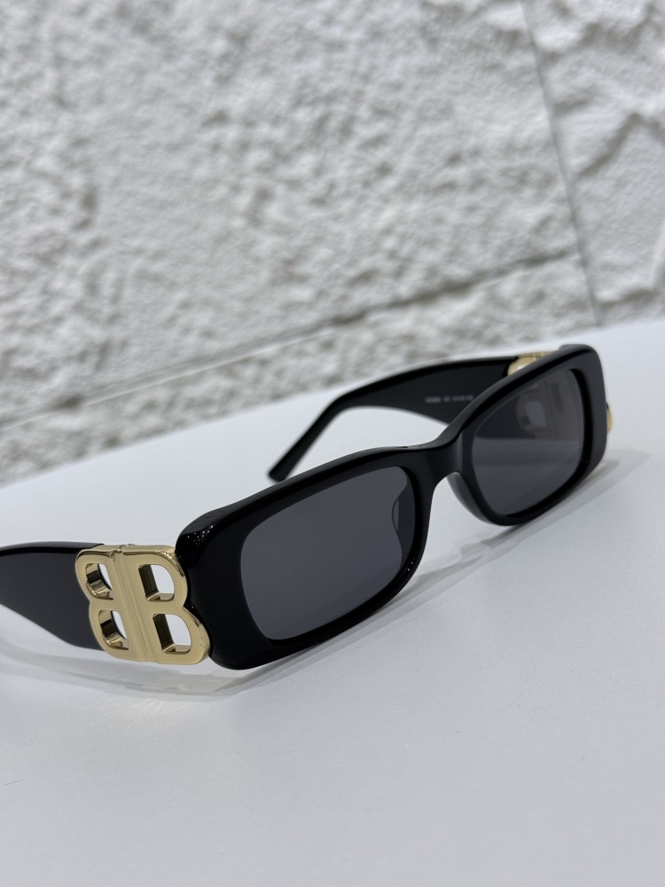 BALENCIAGA SUNGLASSES
