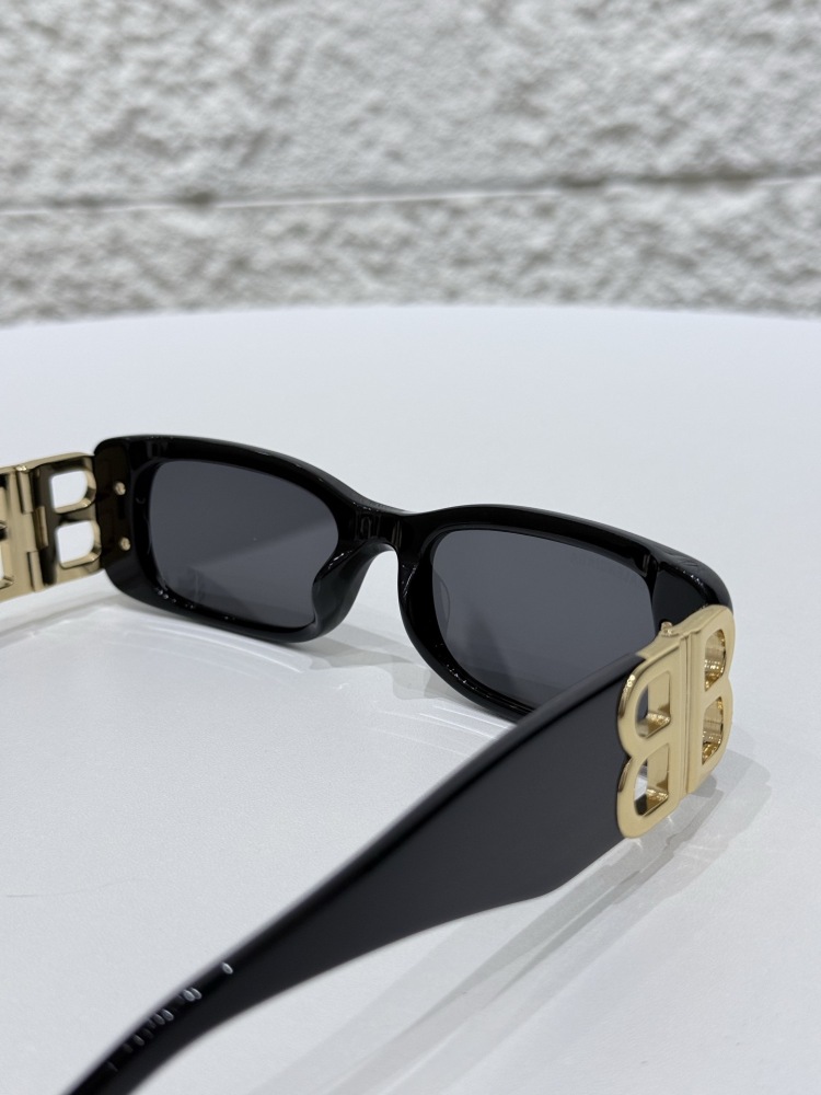 BALENCIAGA SUNGLASSES