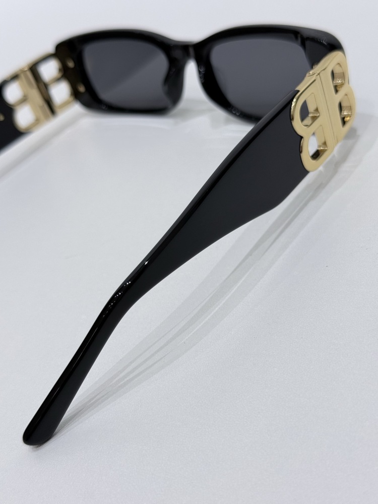 BALENCIAGA SUNGLASSES