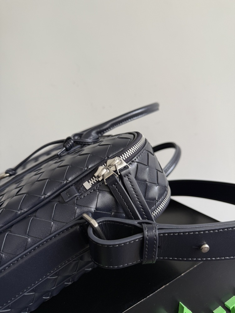 BOTTEGA VENETA GETAWAY BRIEFCASE