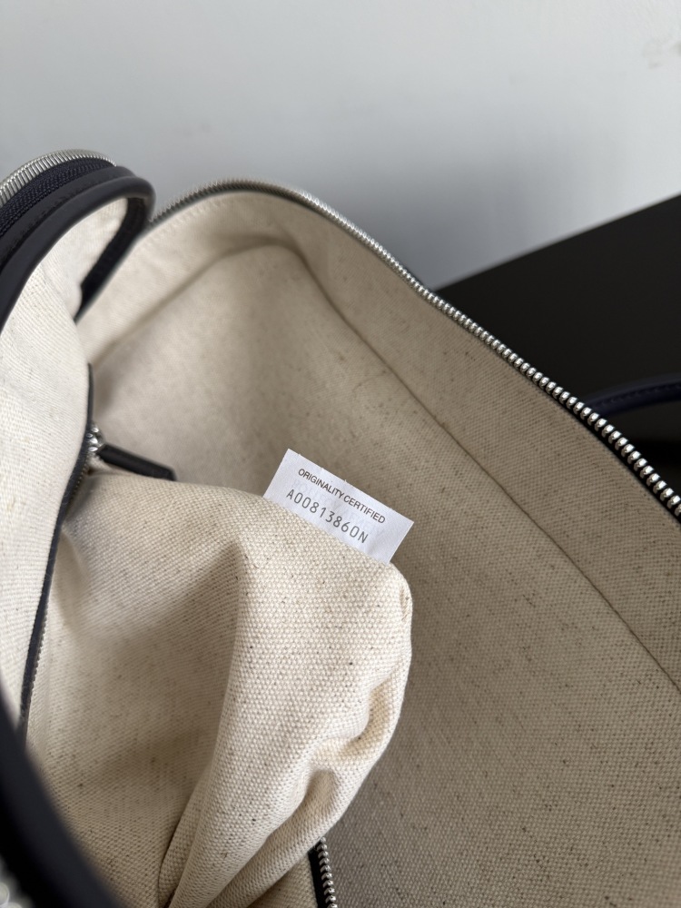 BOTTEGA VENETA GETAWAY BRIEFCASE