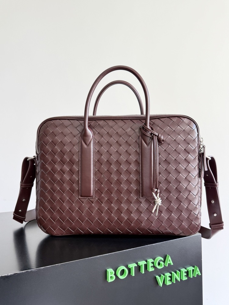 BOTTEGA VENETA GETAWAY BRIEFCASE