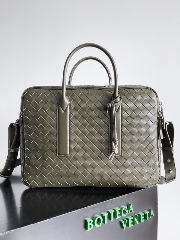 BOTTEGA VENETA GETAWAY BRIEFCASE