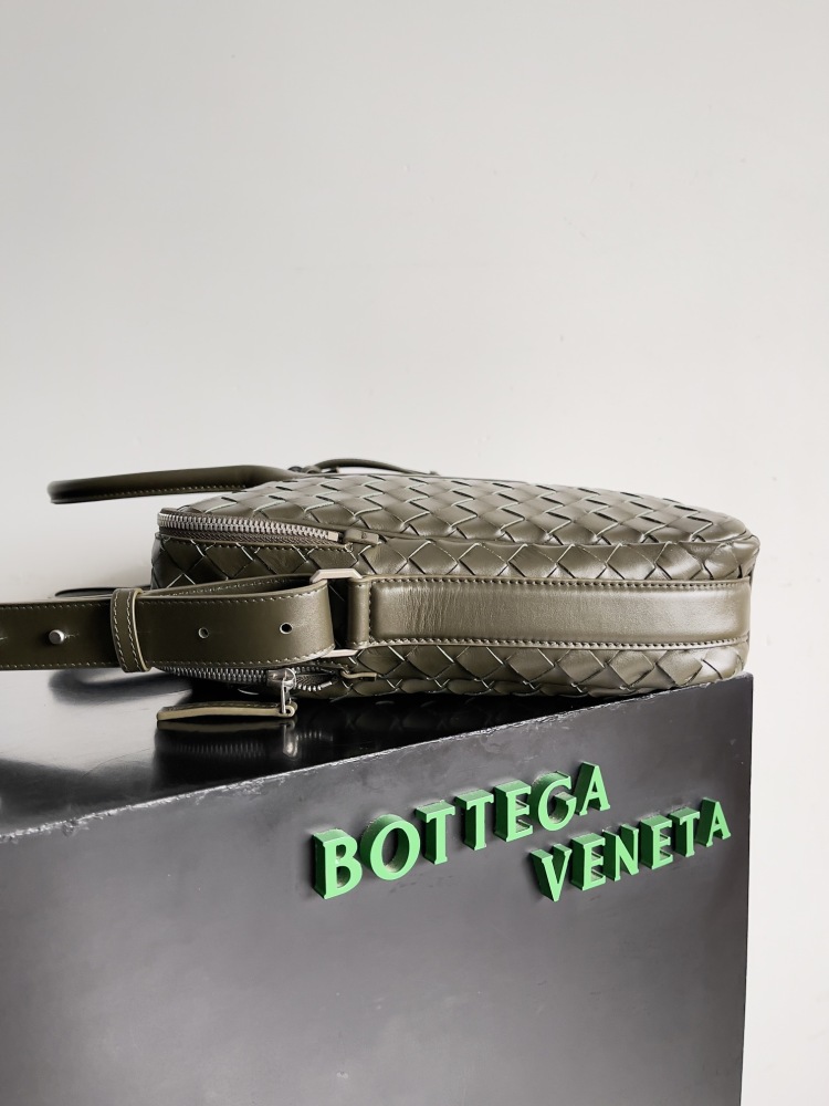 BOTTEGA VENETA GETAWAY BRIEFCASE
