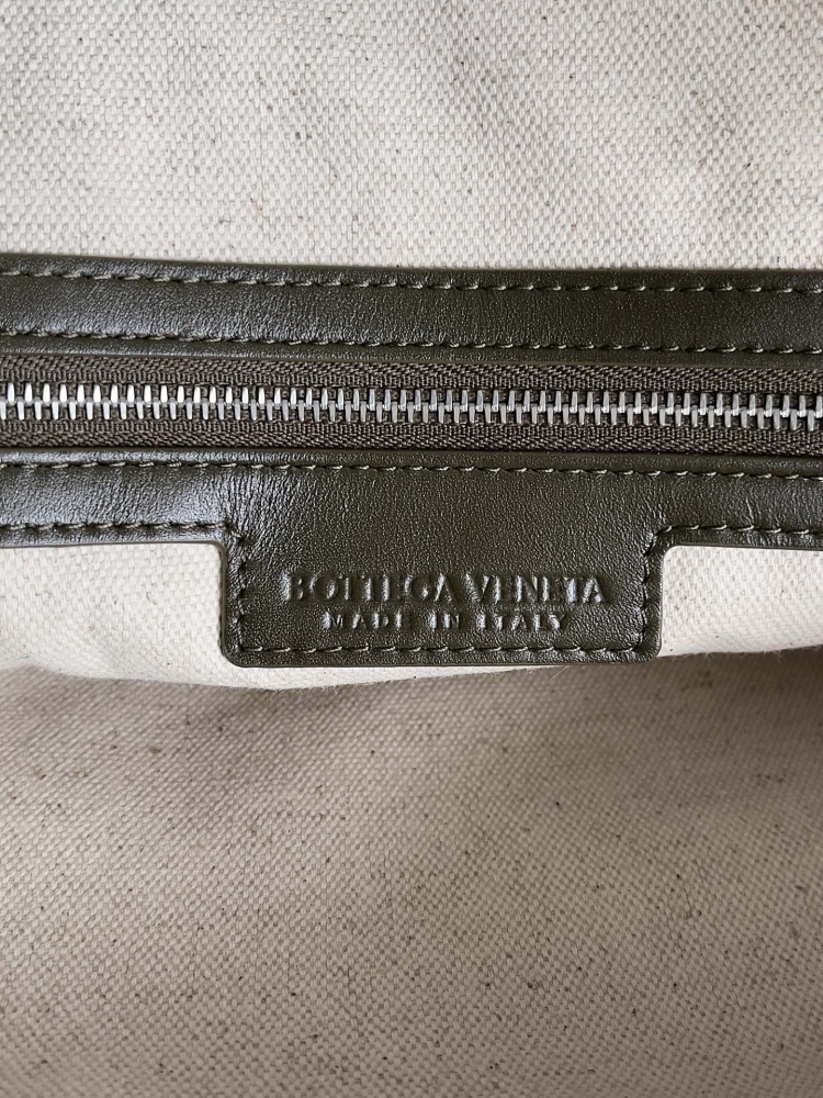 BOTTEGA VENETA GETAWAY BRIEFCASE