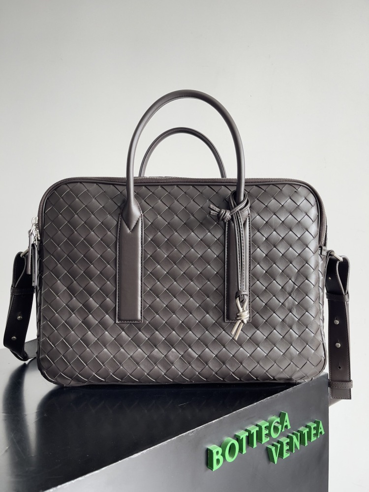 BOTTEGA VENETA GETAWAY BRIEFCASE