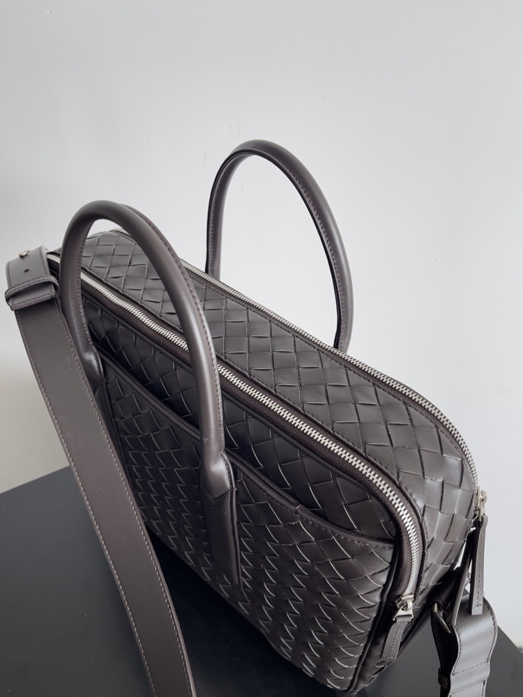 BOTTEGA VENETA GETAWAY BRIEFCASE