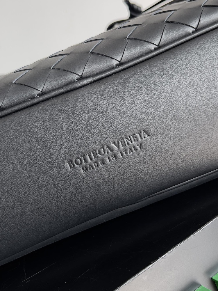 BOTTEGA VENETA GETAWAY BRIEFCASE