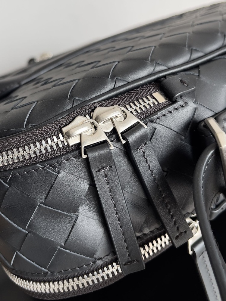 BOTTEGA VENETA GETAWAY BRIEFCASE