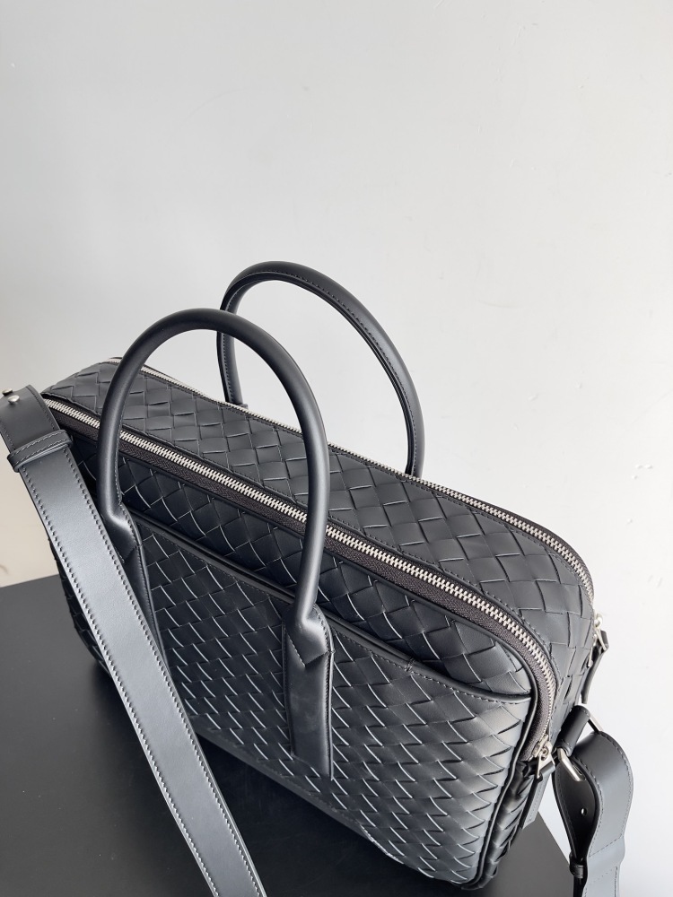 BOTTEGA VENETA GETAWAY BRIEFCASE