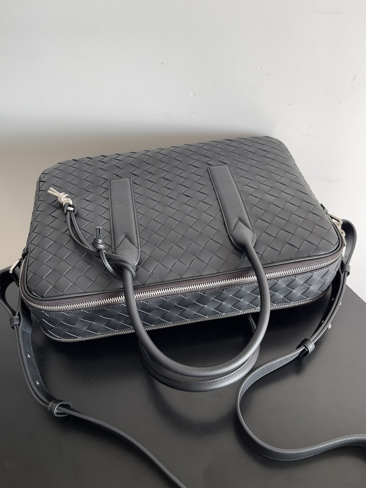 BOTTEGA VENETA GETAWAY BRIEFCASE