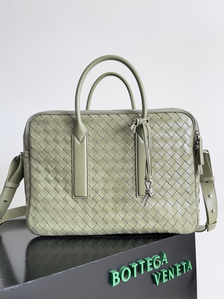 BOTTEGA VENETA GETAWAY BRIEFCASE