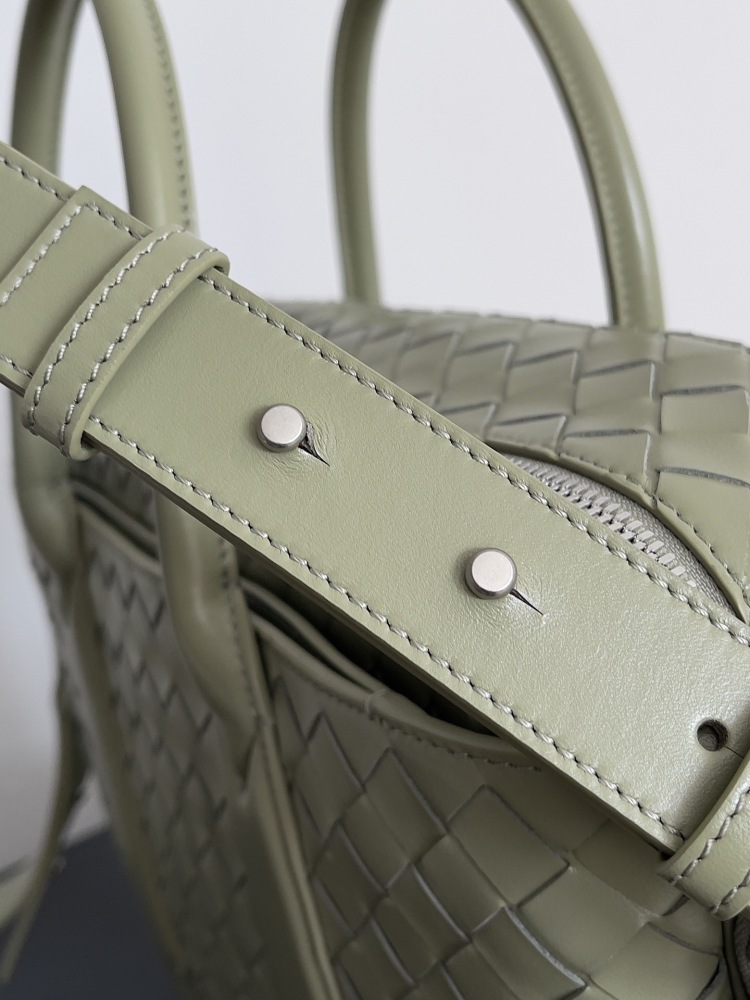 BOTTEGA VENETA GETAWAY BRIEFCASE