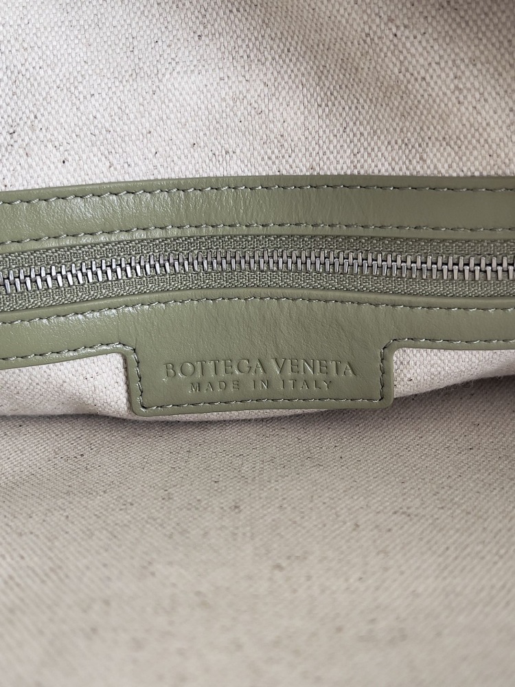 BOTTEGA VENETA GETAWAY BRIEFCASE