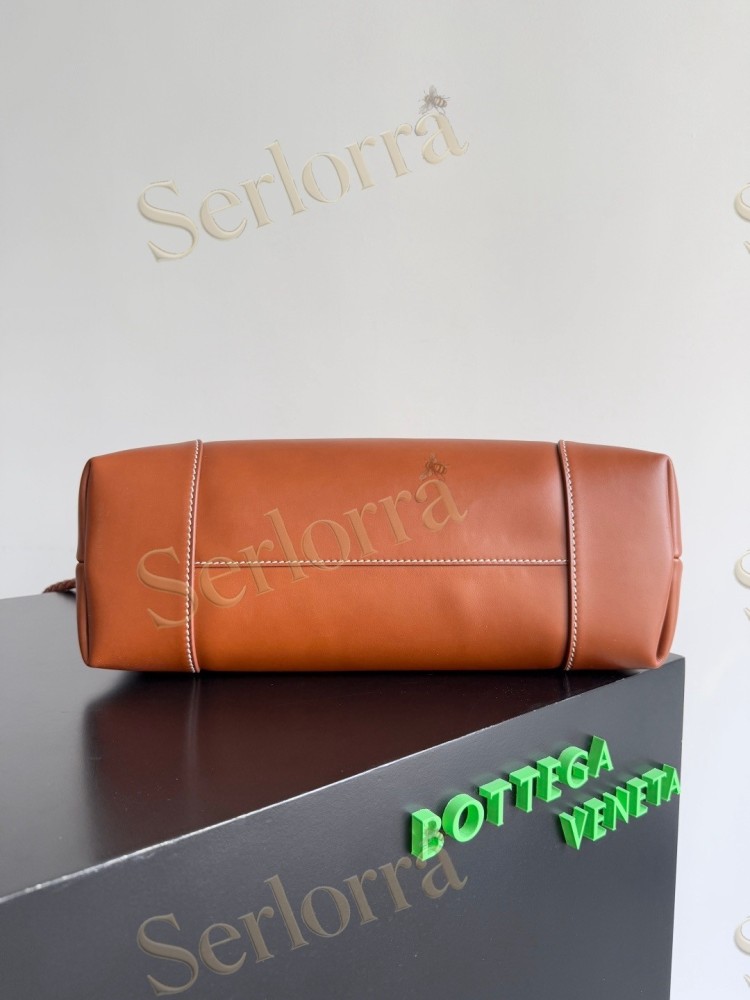 BOTTEGA VENETA ANDIAMO MESSENGER