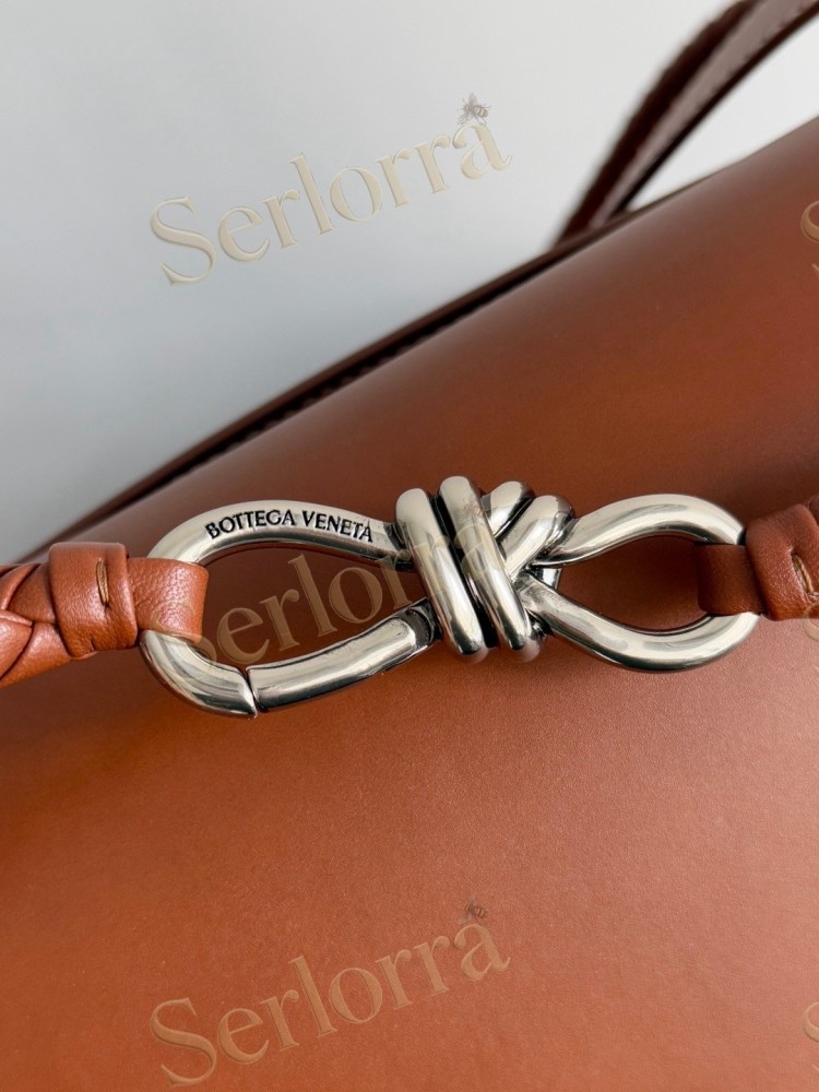 BOTTEGA VENETA ANDIAMO MESSENGER