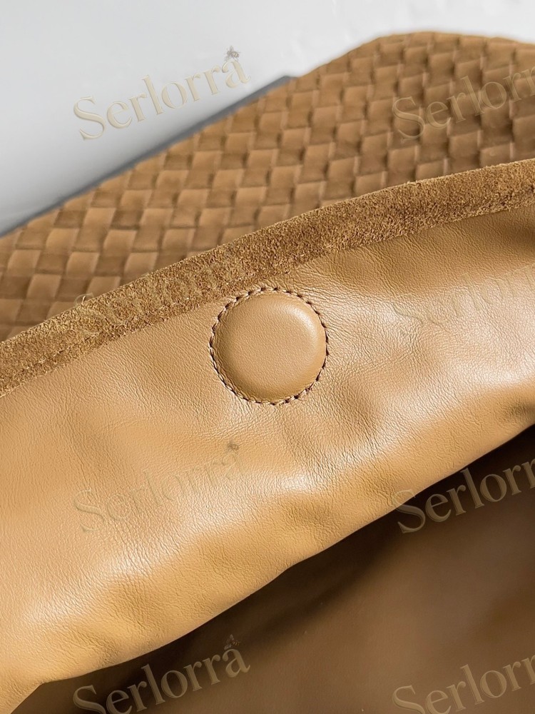 BOTTEGA VENETA LARGE HOP