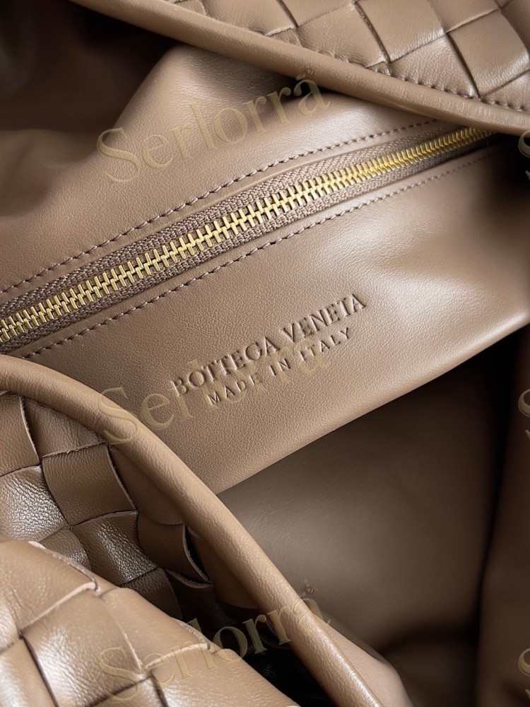BOTTEGA VENETA LARGE HOP