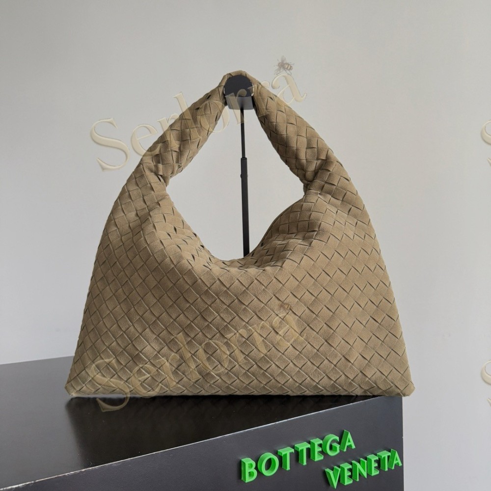 BOTTEGA VENETA HOP SHOULDER BAG