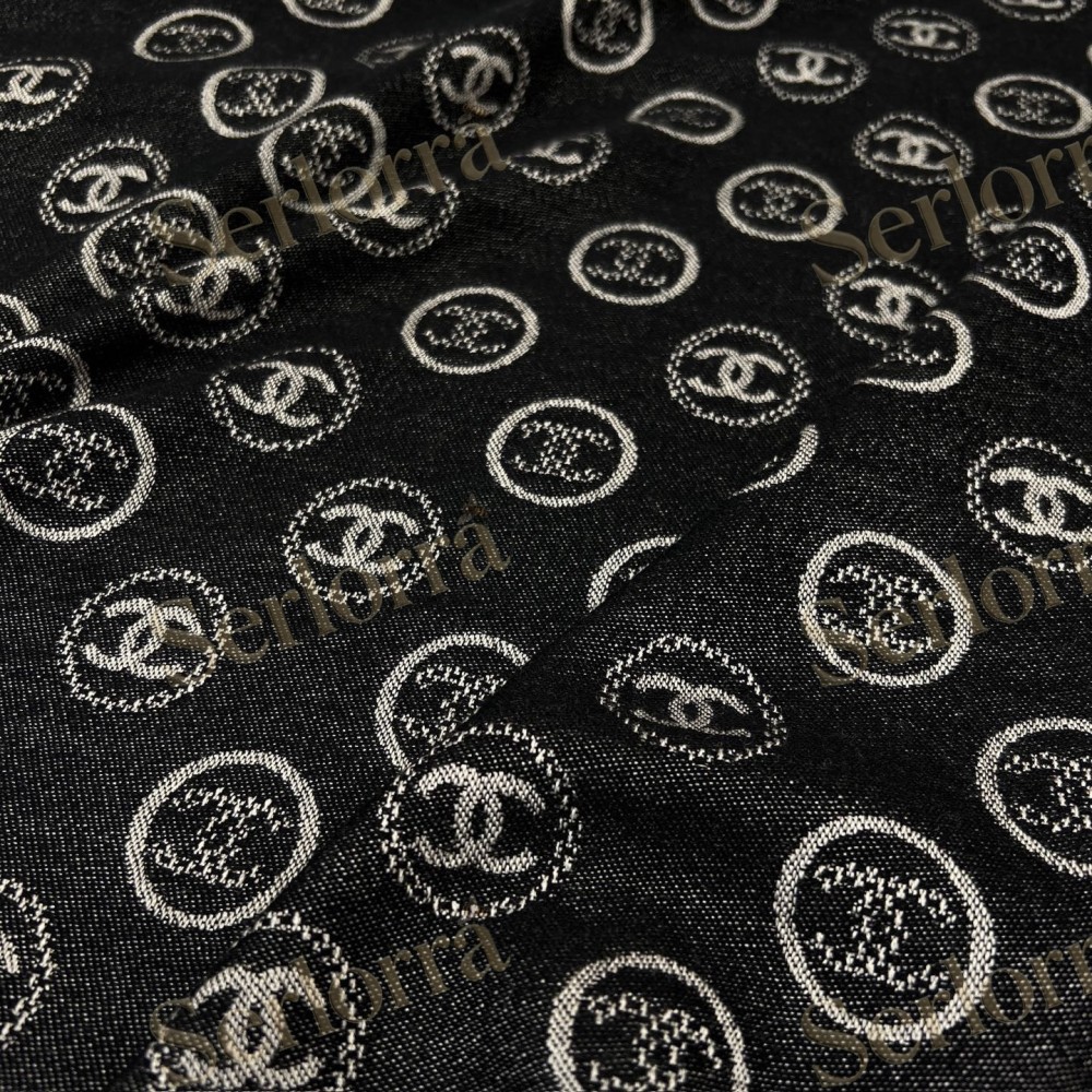 CHANEL 25S CREST LONG SCARF
